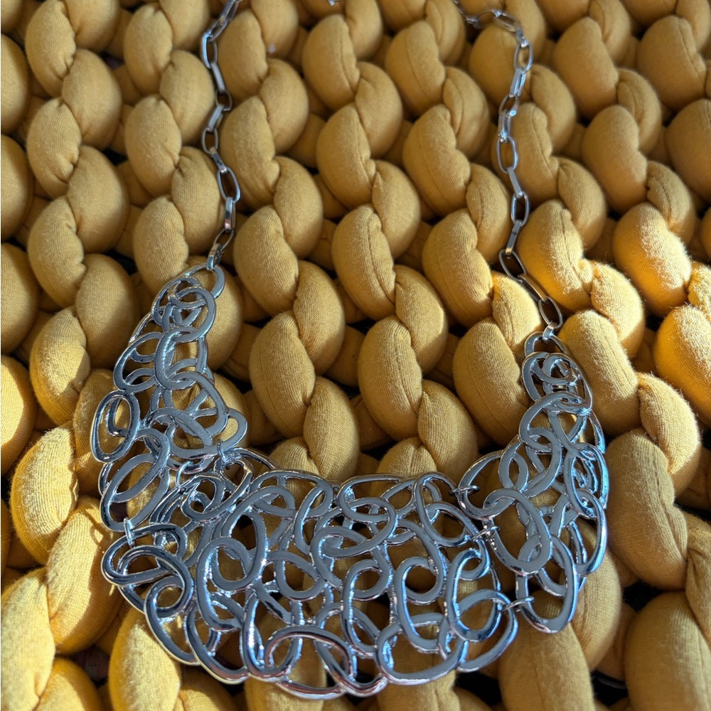 Elegant Silver Necklace
